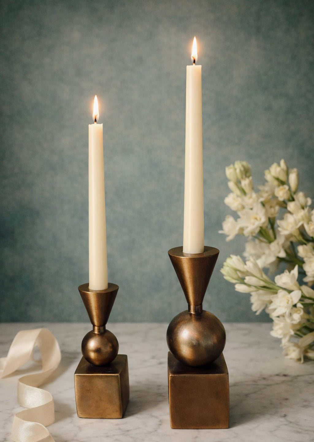 Forma Candle Stand